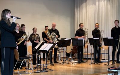 Ungewohnte und berührende Klänge in der Aula